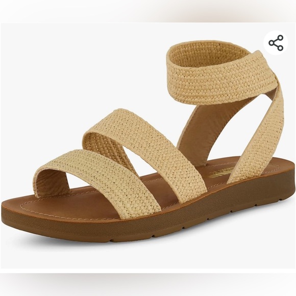 Cushionaire Raffia Stretch Sandals - Picture 2 of 5